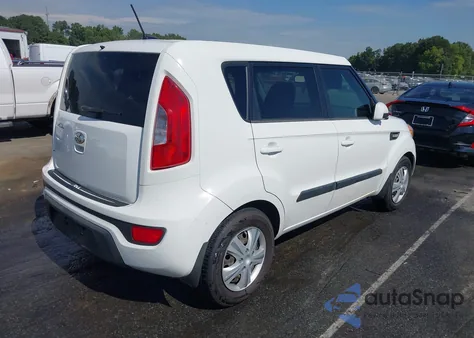 2013 Kia Soul z USA, uszkodzony, nr VIN KNDJT2A51D7496490